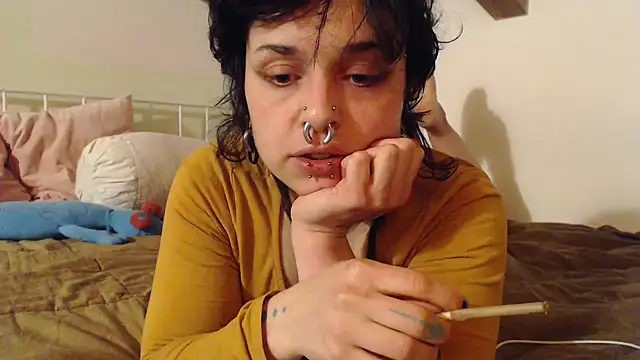 metamorphosiskin online show from February 15, 12:13 am