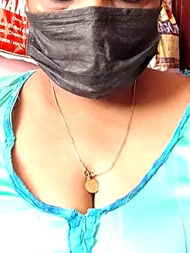 mallu-sumi online show from April 21, 8:43 am