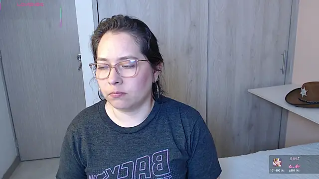 May Carlier online show from October 20, 3:09 am