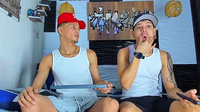 Friendsofeverything  online show from November 27, 2:53 pm