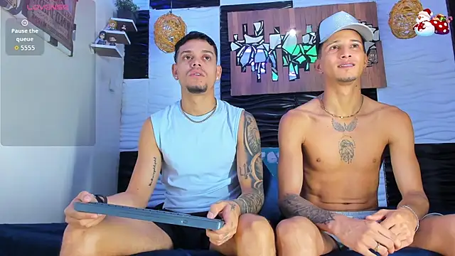 Friendsofeverything  online show from January 13, 3:16 pm