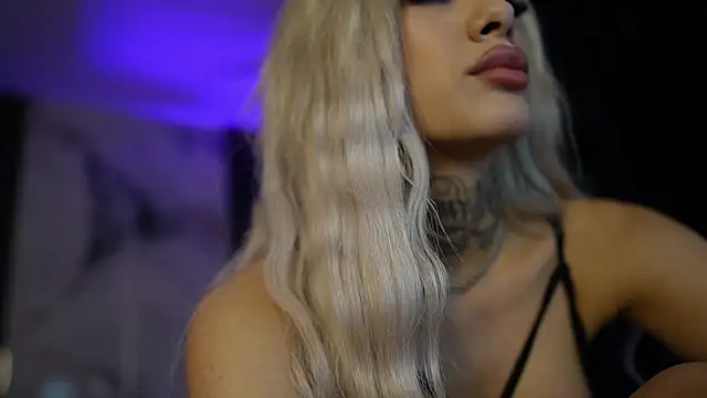 blondie muller online show from April 13, 7:58 pm