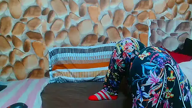 AfricanBigAssxx98 online show from December 1, 10:12 pm