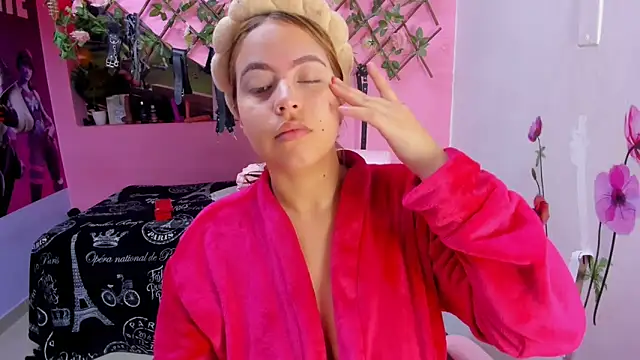 marcellaa303av online show from September 22, 1:20 pm