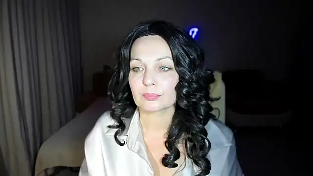 WitchBlueRose online show from October 17, 2:31 pm