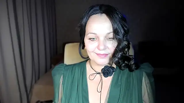 WitchBlueRose online show from October 21, 5:06 pm