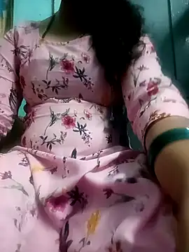 Snapshot of gunjan22 chatting on October 27, 9:27 am gunjan22 online show from October 27, 9:27 am