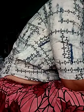 Snapshot of gunjan22 chatting on October 8, 7:46 am gunjan22 online show from October 8, 7:46 am