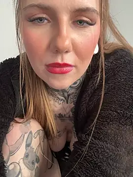 leaamecklenburg online show from March 26, 11:45 am