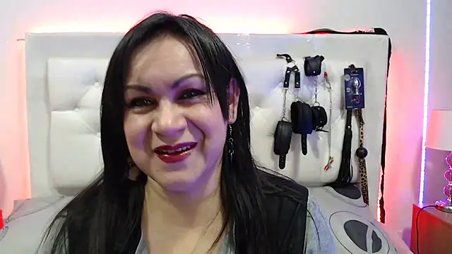 jescaoporto4 online show from November 29, 7:51 pm