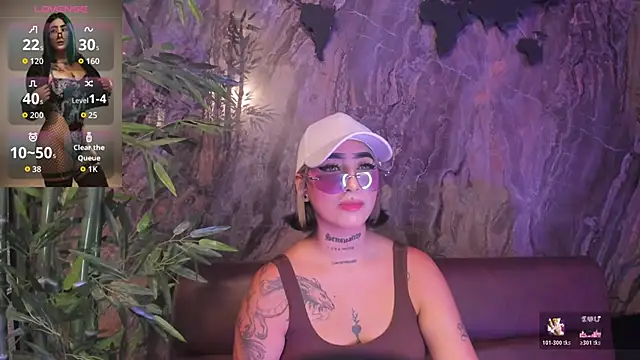 Alahia Dangelo online show from November 8, 5:51 pm