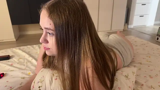 endlesssoffi online show from April 18, 7:29 pm