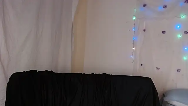 maraa lee online show from November 20, 10:55 pm