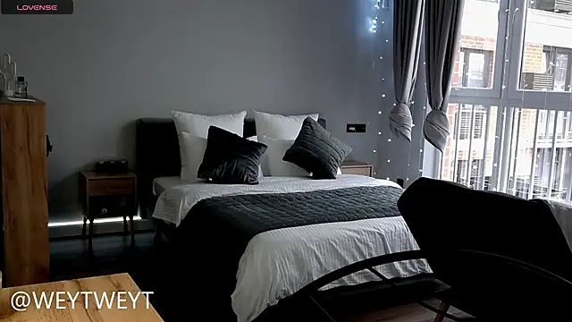 Dasha M online show from December 4, 8:27 am