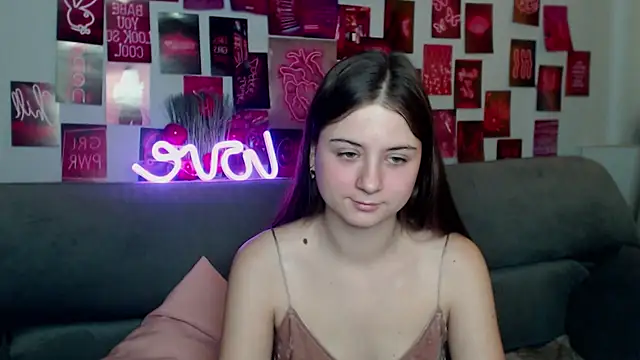 MilanaRoza online show from November 15, 6:03 am