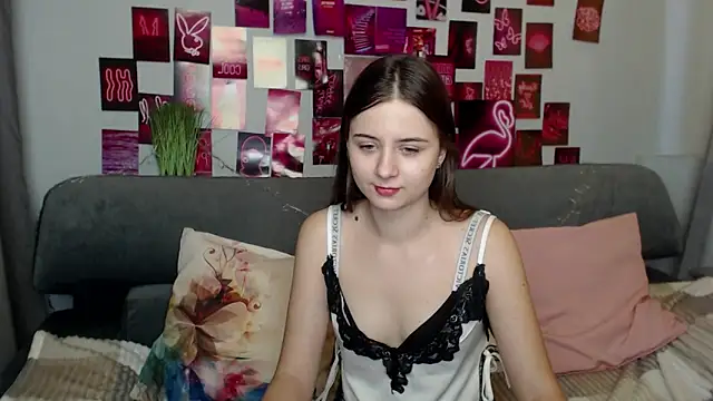 MilanaRoza online show from September 26, 5:05 am