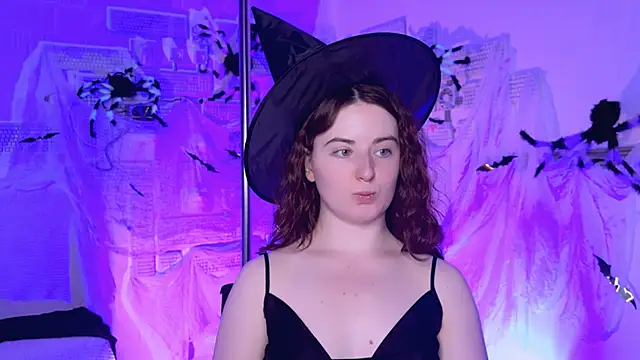 AnnTerry  online show from October 18, 12:52 pm