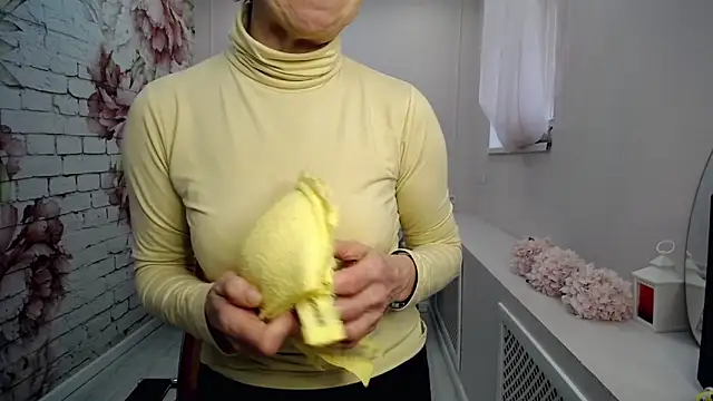 Cutie Asya online show from April 6, 4:34 am