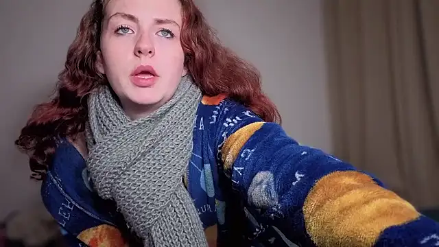 ENGLISHEMILY 69 online show from January 10, 11:20 pm