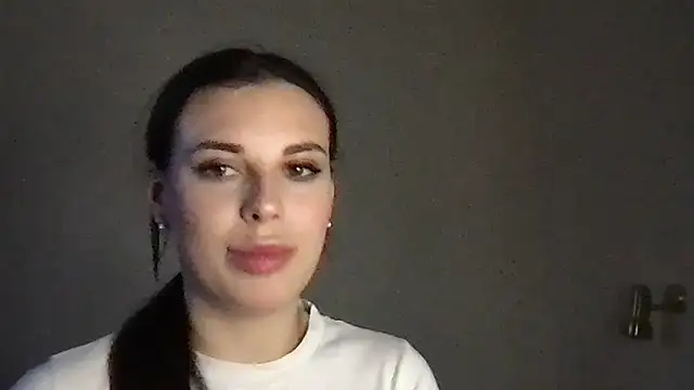 MoonriseGoddess online show from March 14, 3:35 pm