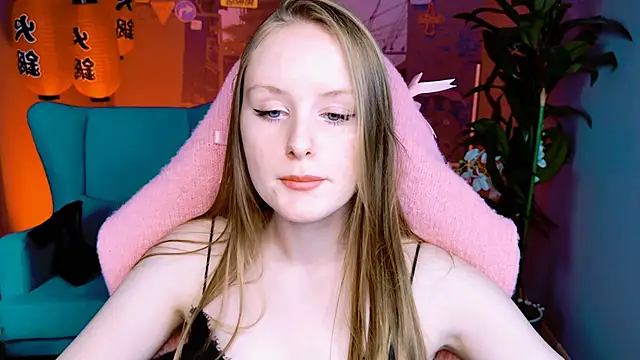 VivienLeeigh online show from October 14, 1:46 pm