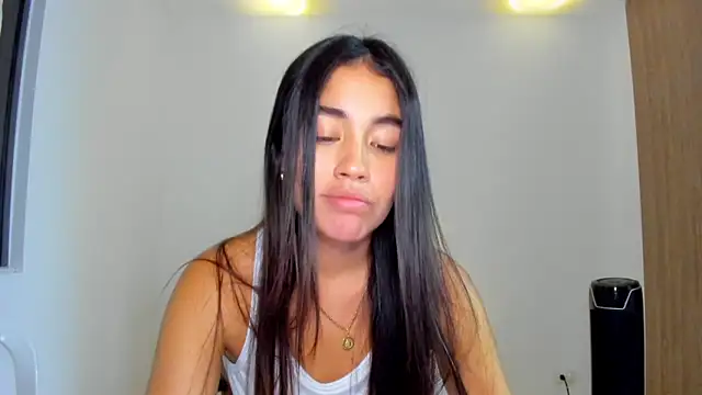 AriaMontgomery online show from March 27, 4:14 am