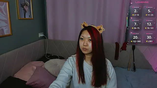 Marine Vact online show from February 25, 2:37 pm