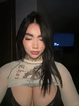 Nickiiiii online show from April 7, 6:59 am