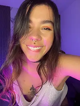 luccianagreyy online show from April 7, 12:40 pm