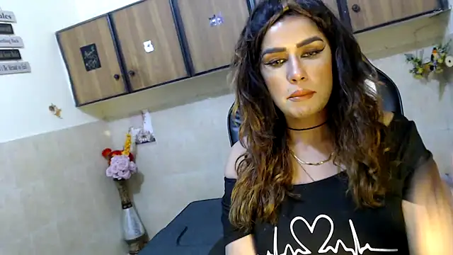 pareeti online show from March 14, 8:10 pm