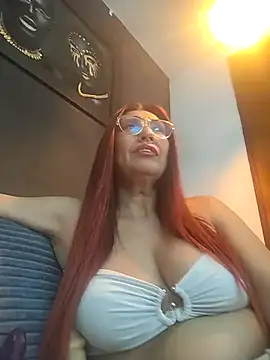 Perla Franco online show from April 18, 6:27 am