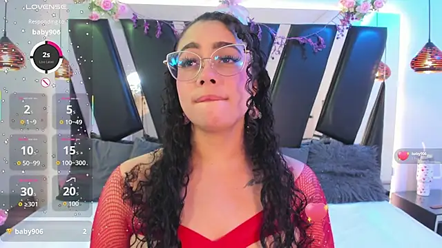 antonelllepiercee online show from January 16, 11:39 am