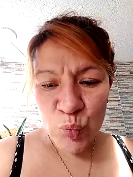 Snapshot of Skylar-Vox- chatting on October 16, 9:50 pm Skylar-Vox- online show from October 16, 9:50 pm