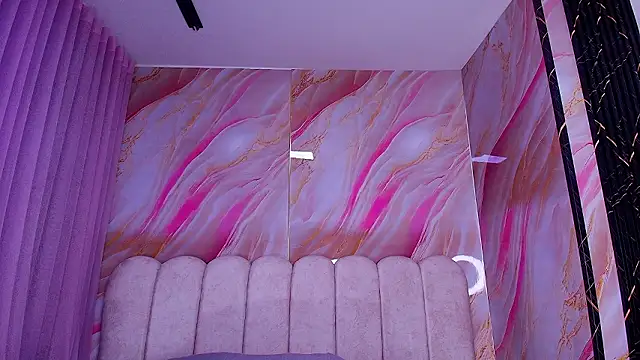 mia stanfort online show from March 17, 7:18 pm