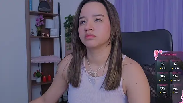 emilyrouxe online show from February 17, 5:23 pm