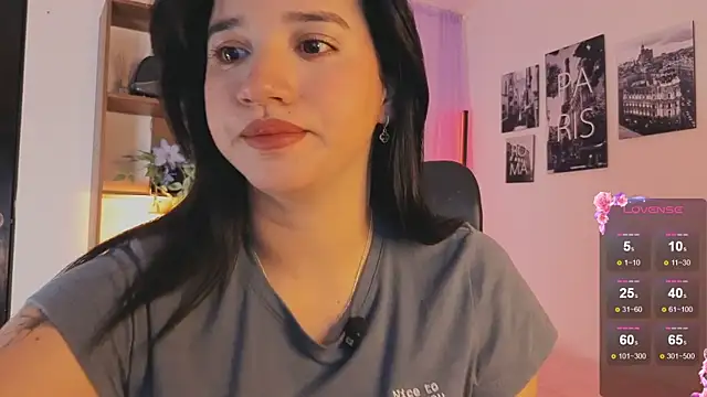 emilyrouxe online show from September 26, 3:31 pm