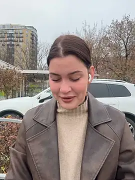 KikiWatson online show from November 15, 7:20 am