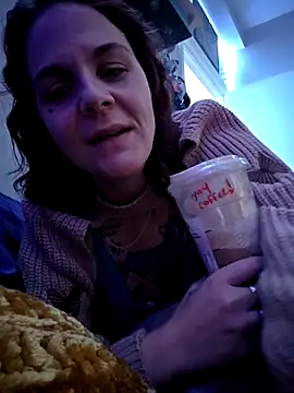 thatonespicychick online show from February 5, 5:16 pm