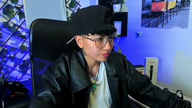 Im Mathias online show from May 5, 2:47 am