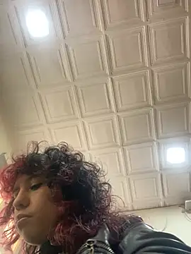 Sweet Chaos online show from April 6, 5:36 pm