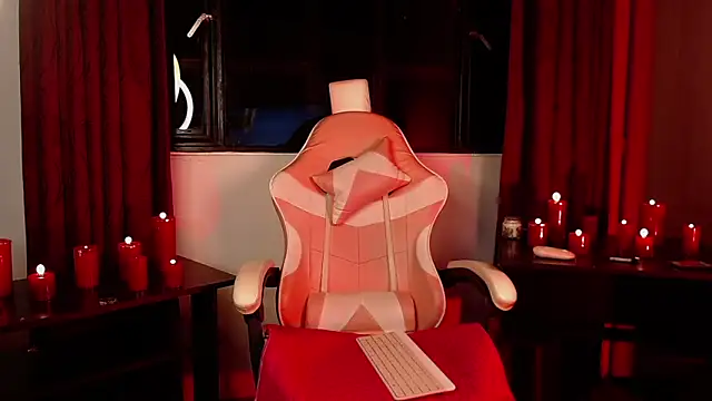 julz 03 online show from February 21, 6:47 am