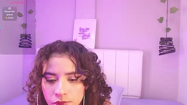 julz 03 online show from March 6, 8:20 am