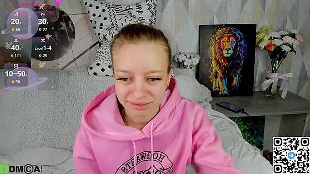 Michelle Blond online show from September 24, 8:24 am