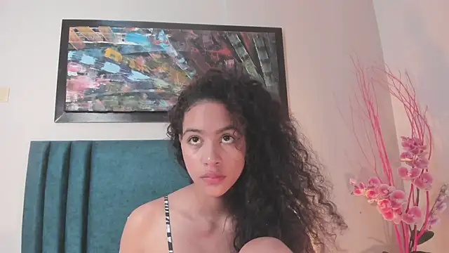 AntonellaHall  online show from December 5, 12:28 pm