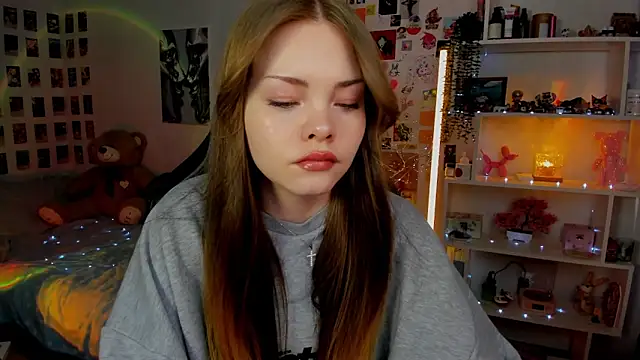 AkiraKatsu online show from March 14, 11:00 am