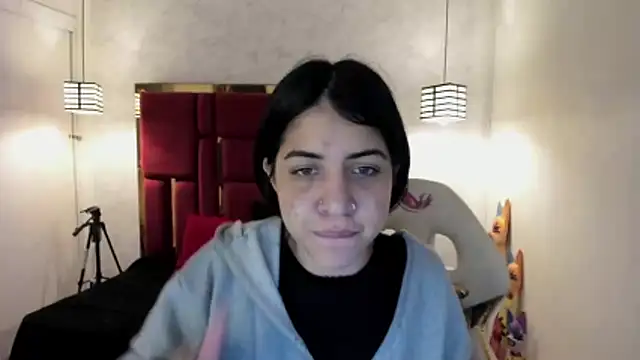 Snapshot of Violet_m chatting on October 21, 11:58 am Violet m online show from October 21, 11:58 am