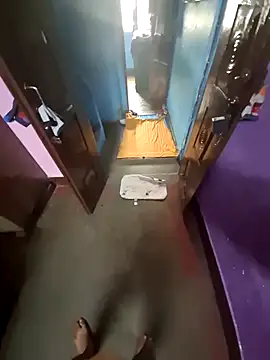 bobbyronak online show from November 11, 8:22 am