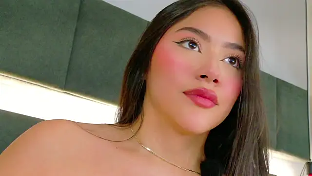 nicolle pierce online show from November 11, 2:03 pm