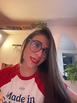 MariaIsabella8 online show from April 26, 11:35 pm