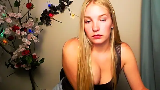 Queen ofLove online show from June 10, 7:23 pm